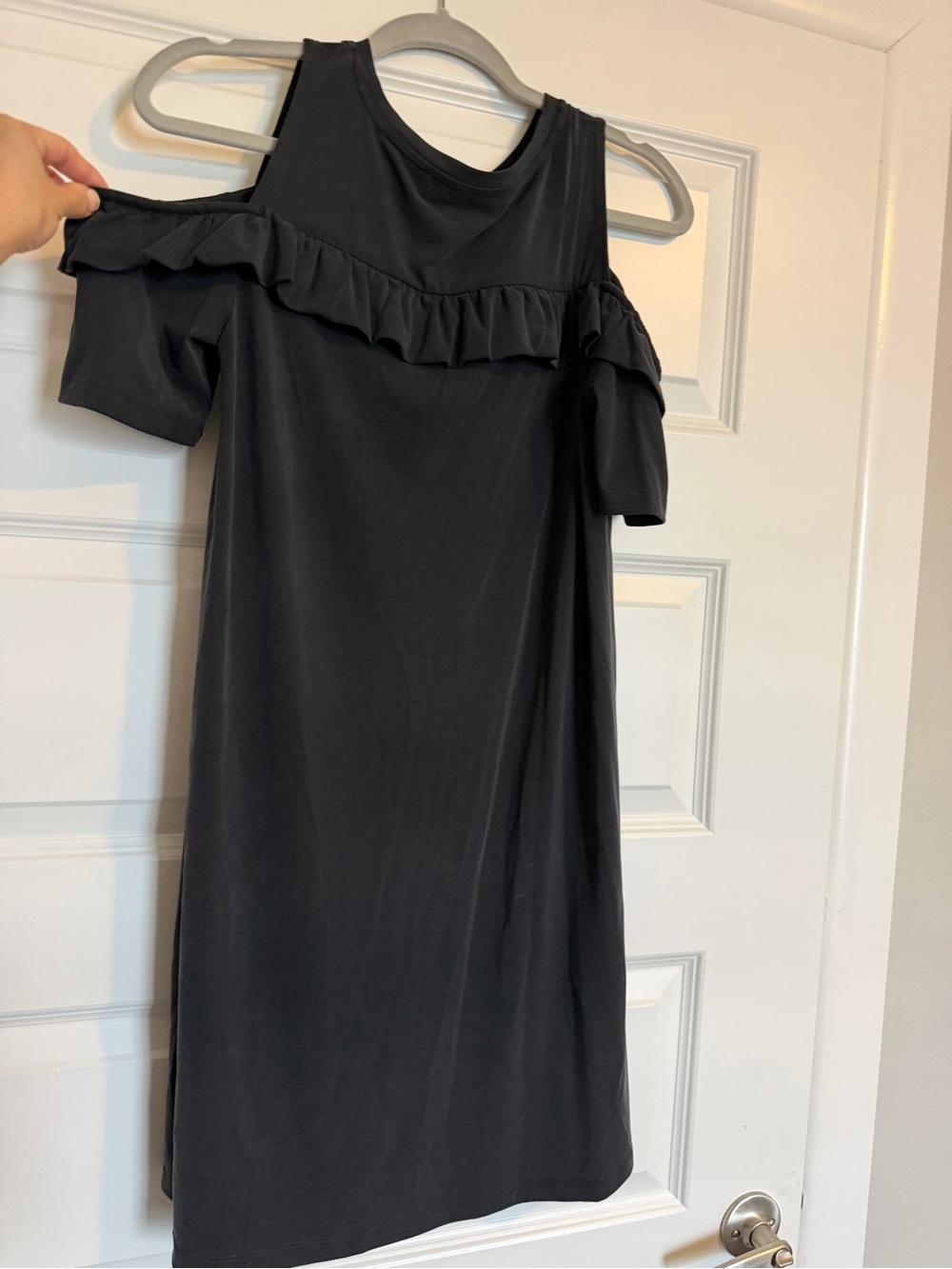 LOFT Black Cold-Shoulder Ruffle Midi Dress - Picture 2 of 2
